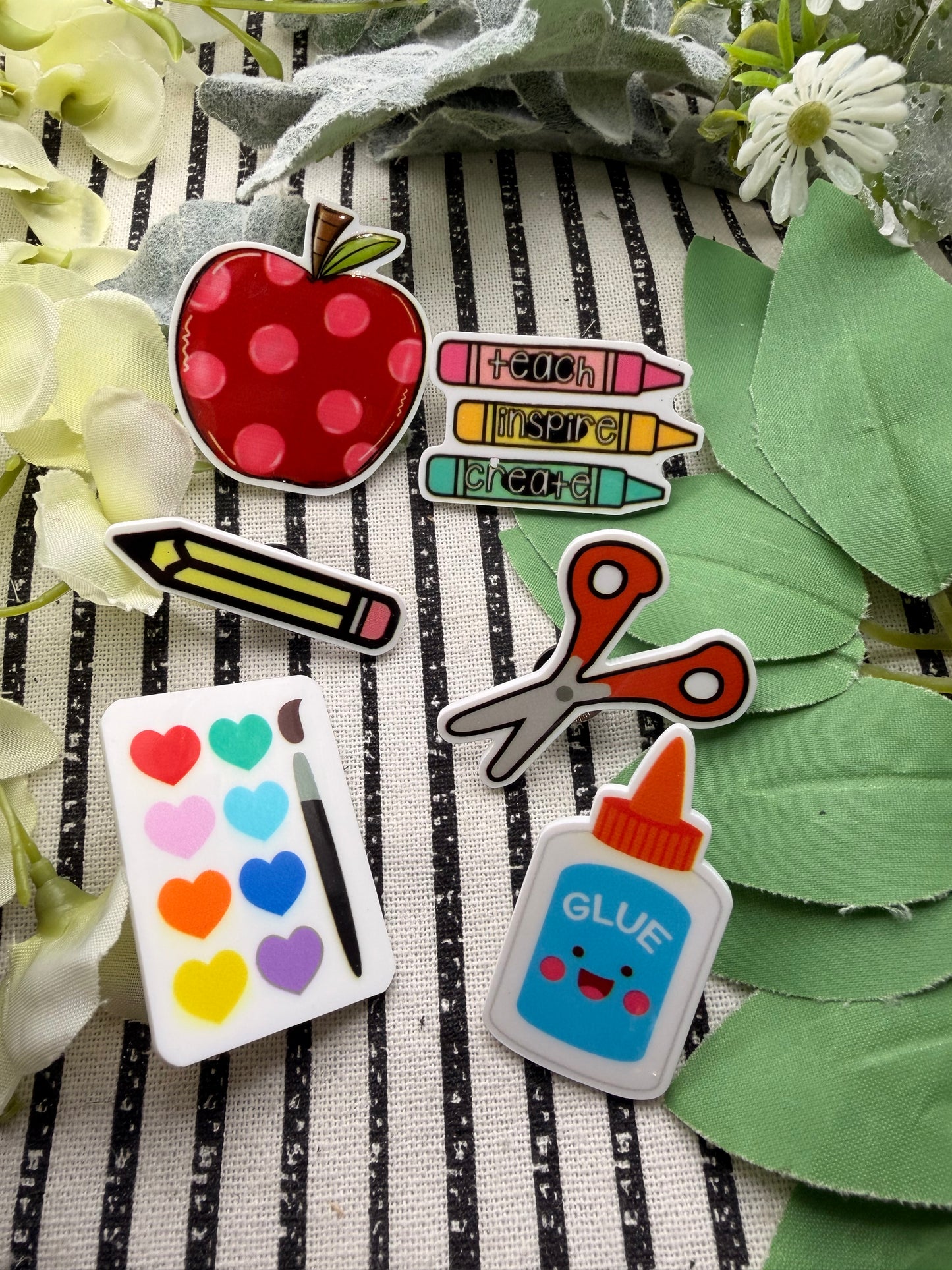 Lanyard Pin Set